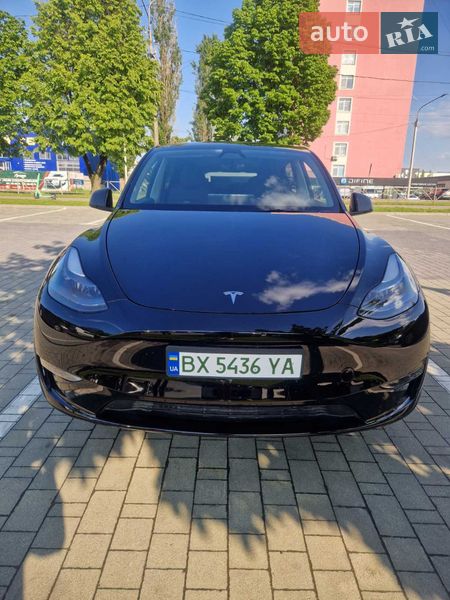 Позашляховик / Кросовер Tesla Model Y 2023 в Хмельницькому