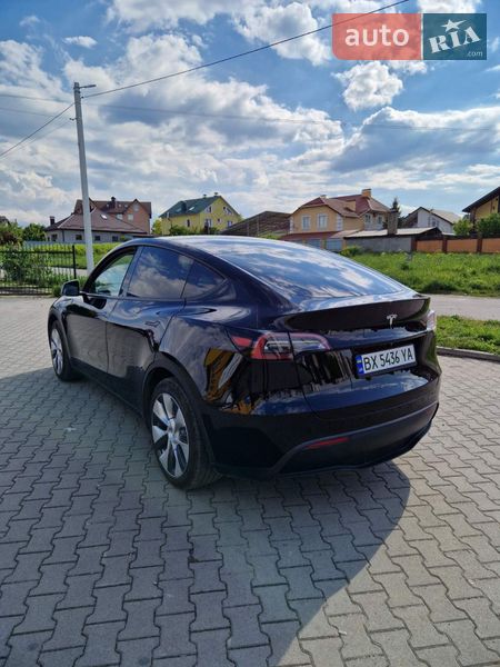 Позашляховик / Кросовер Tesla Model Y 2023 в Хмельницькому