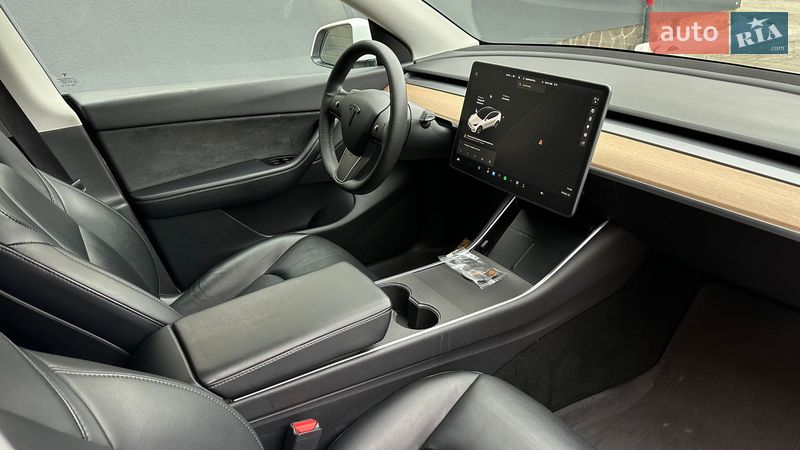 Внедорожник / Кроссовер Tesla Model Y 2021 в Самборе