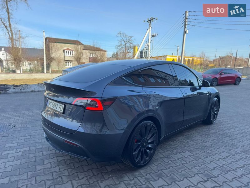Внедорожник / Кроссовер Tesla Model Y 2020 в Луцке