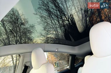 Внедорожник / Кроссовер Tesla Model Y 2022 в Житомире