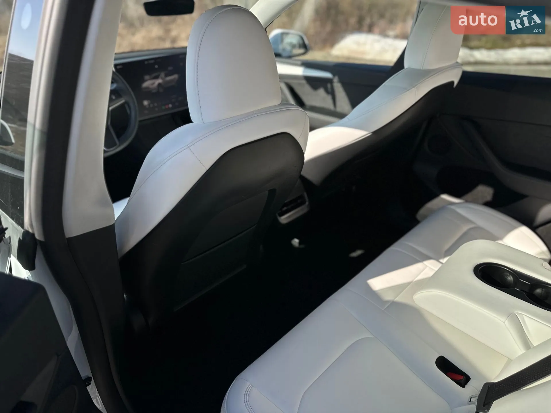 2023 Tesla Model Y - мініатюра 28