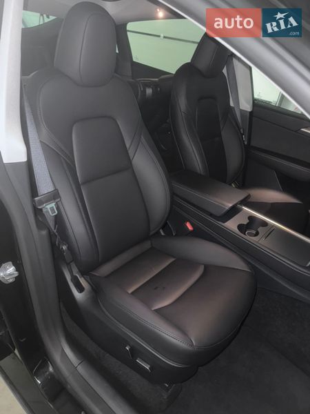 Внедорожник / Кроссовер Tesla Model Y 2025 в Киеве фото 13 Внедорожник / Кроссовер Tesla Model Y 2025 в Киеве