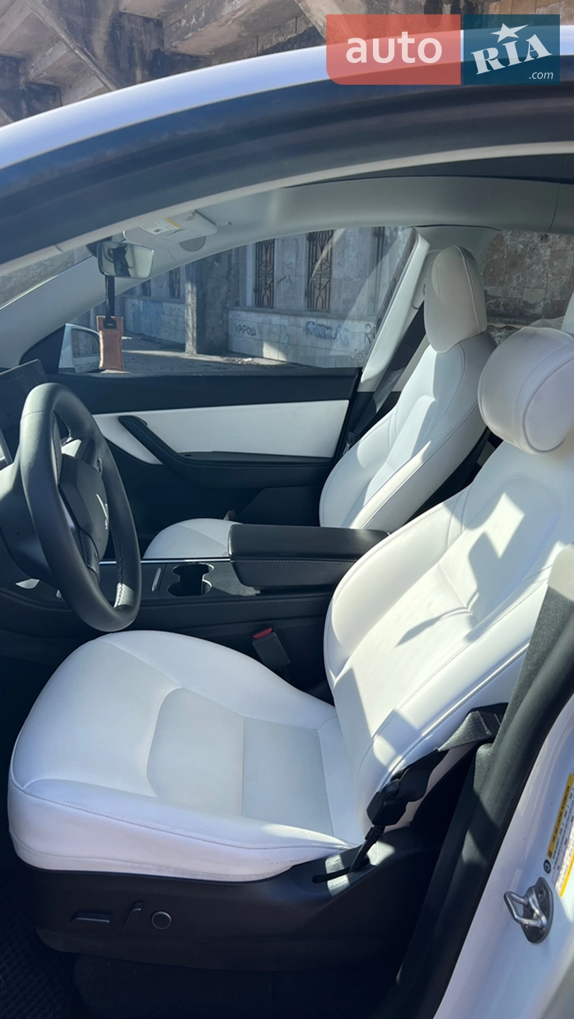 2021 Tesla Model Y - мініатюра 8