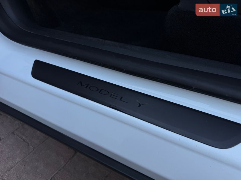 Внедорожник / Кроссовер Tesla Model Y 2022 в Стрые фото 49 Внедорожник / Кроссовер Tesla Model Y 2022 в Стрые