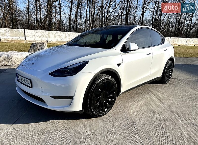 Внедорожник / Кроссовер Tesla Model Y 2023 в Луцке