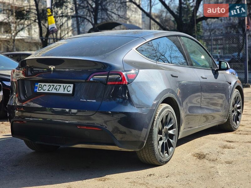 Внедорожник / Кроссовер Tesla Model Y 2020 в Львове