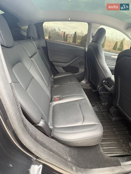 Позашляховик / Кросовер Tesla Model Y 2024 в Дніпрі