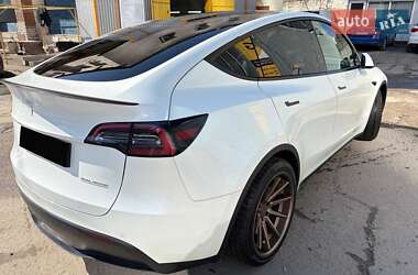 Внедорожник / Кроссовер Tesla Model Y 2022 в Киеве