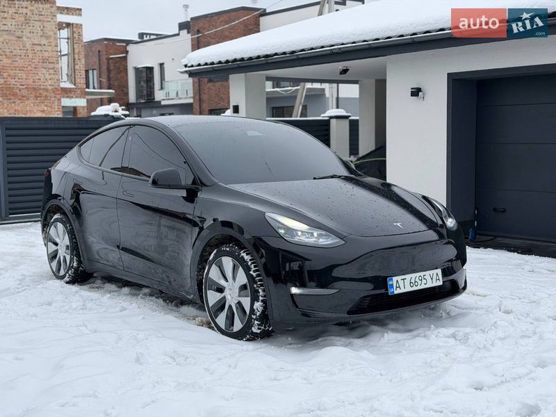 Tesla Model Y 2023 Tesla Model Y 2023