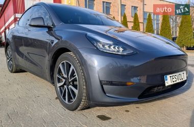 Внедорожник / Кроссовер Tesla Model Y 2023 в Львове