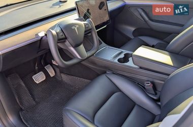 Внедорожник / Кроссовер Tesla Model Y 2023 в Львове