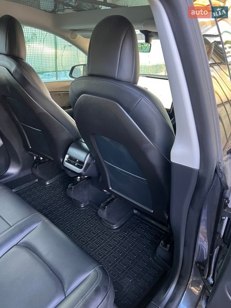 Внедорожник / Кроссовер Tesla Model Y 2020 в Светловодске