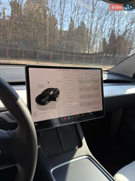 Позашляховик / Кросовер Tesla Model Y 2023 в Львові