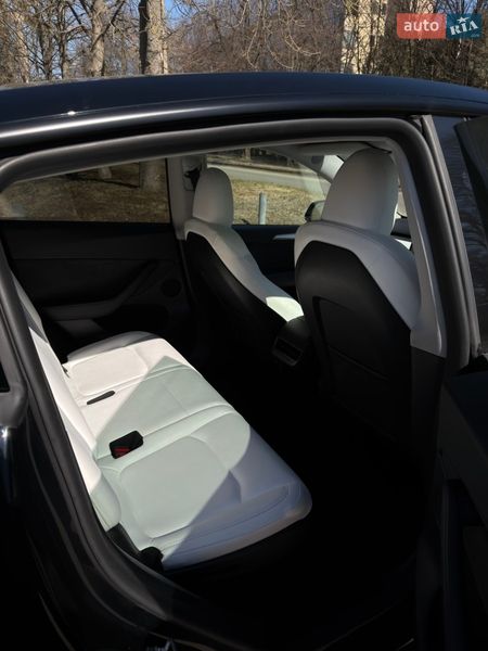 Позашляховик / Кросовер Tesla Model Y 2023 в Львові фото 21 Позашляховик / Кросовер Tesla Model Y 2023 в Львові