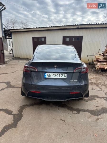 Внедорожник / Кроссовер Tesla Model Y 2023 в Кривом Роге