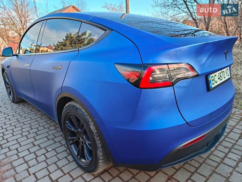 Позашляховик / Кросовер Tesla Model Y 2024 в Львові