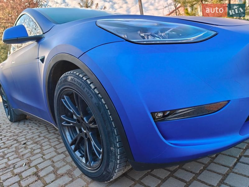 Позашляховик / Кросовер Tesla Model Y 2024 в Львові