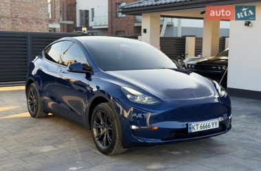 Внедорожник / Кроссовер Tesla Model Y 2024 в Ивано-Франковске