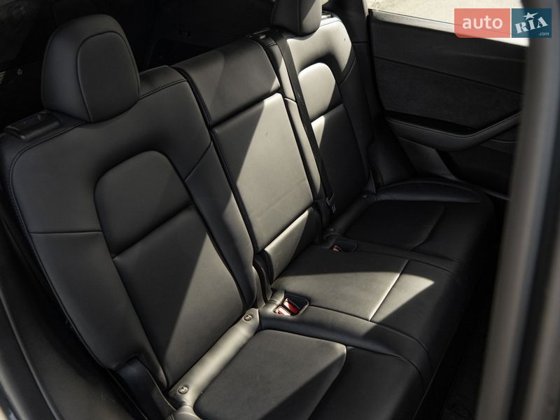 Внедорожник / Кроссовер Tesla Model Y 2022 в Львове