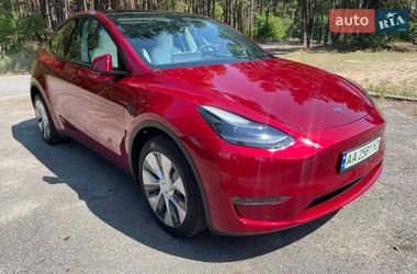 Внедорожник / Кроссовер Tesla Model Y 2024 в Киеве