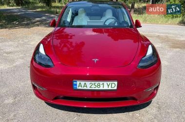 Внедорожник / Кроссовер Tesla Model Y 2024 в Киеве