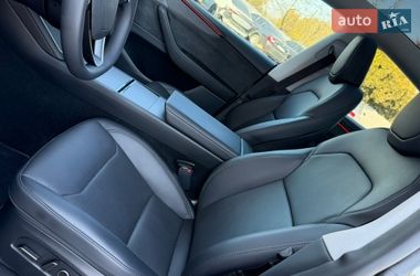 Внедорожник / Кроссовер Tesla Model Y 2025 в Дрогобыче