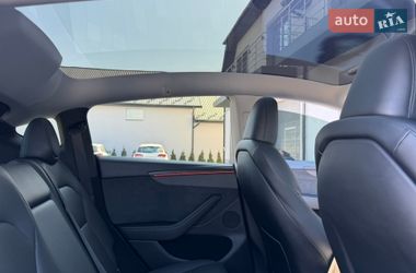 Внедорожник / Кроссовер Tesla Model Y 2025 в Дрогобыче