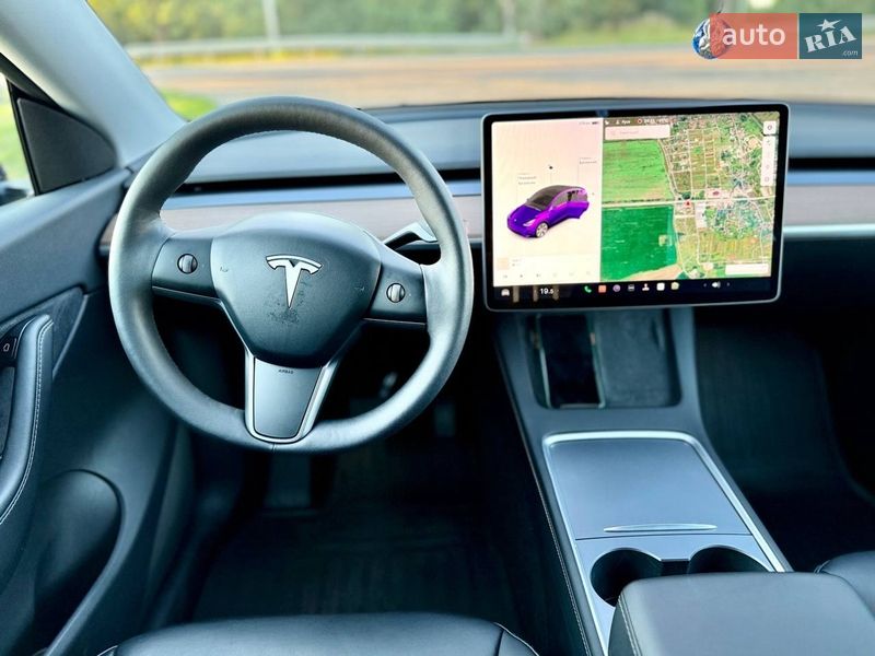 Позашляховик / Кросовер Tesla Model Y 2021 в Львові