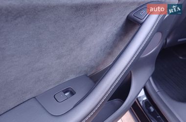 Внедорожник / Кроссовер Tesla Model Y 2022 в Полтаве