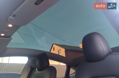 Внедорожник / Кроссовер Tesla Model Y 2022 в Полтаве