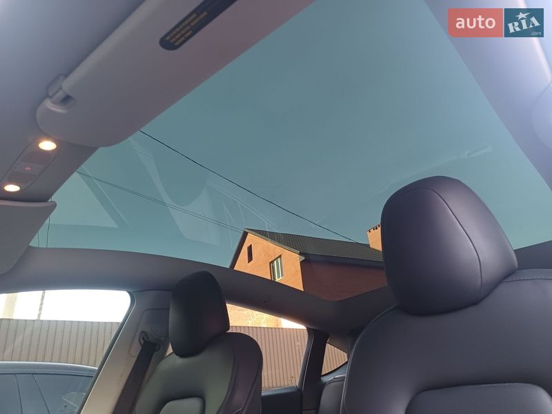 Внедорожник / Кроссовер Tesla Model Y 2022 в Полтаве