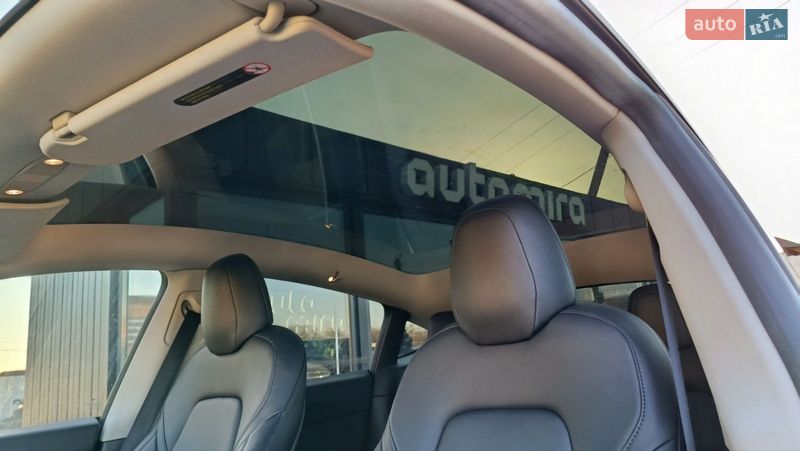 Внедорожник / Кроссовер Tesla Model Y 2020 в Луцке