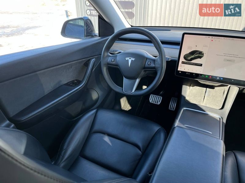 Внедорожник / Кроссовер Tesla Model Y 2021 в Львове