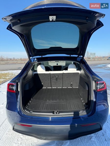 Внедорожник / Кроссовер Tesla Model Y 2022 в Днепре