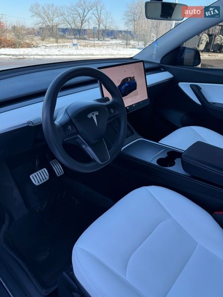 Внедорожник / Кроссовер Tesla Model Y 2022 в Днепре
