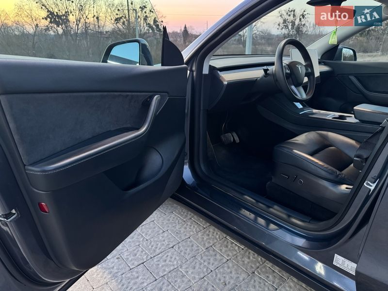 Внедорожник / Кроссовер Tesla Model Y 2022 в Львове фото 33 Внедорожник / Кроссовер Tesla Model Y 2022 в Львове