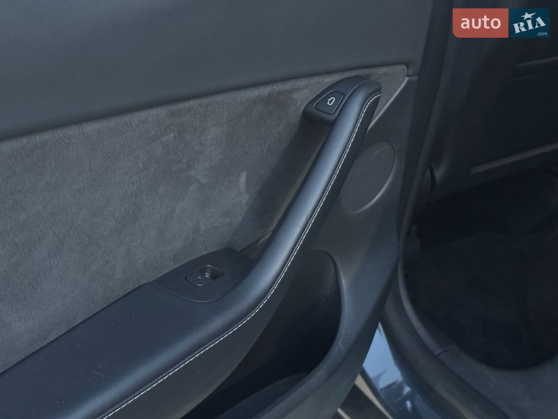 Внедорожник / Кроссовер Tesla Model Y 2022 в Львове фото 42 Внедорожник / Кроссовер Tesla Model Y 2022 в Львове