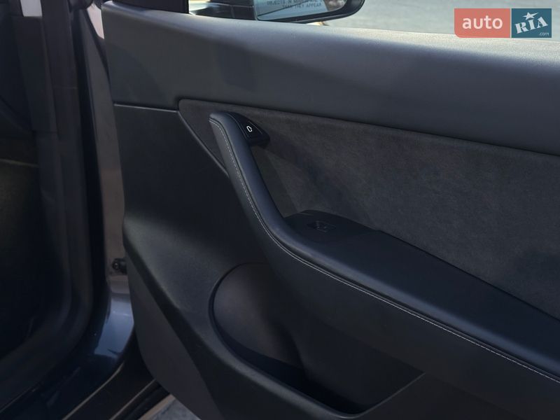 Внедорожник / Кроссовер Tesla Model Y 2022 в Львове фото 55 Внедорожник / Кроссовер Tesla Model Y 2022 в Львове
