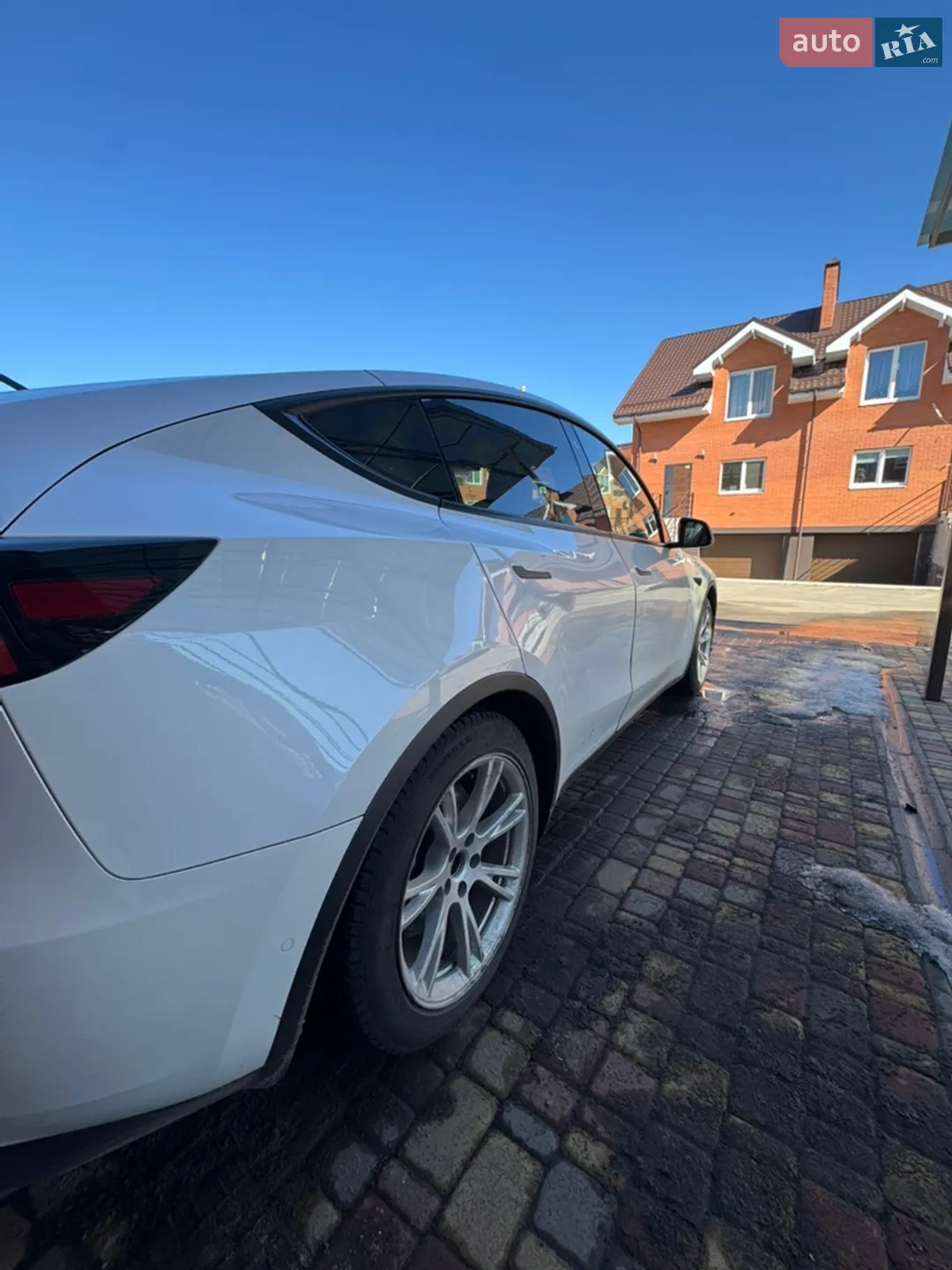 2021 Tesla Model Y - мініатюра 4