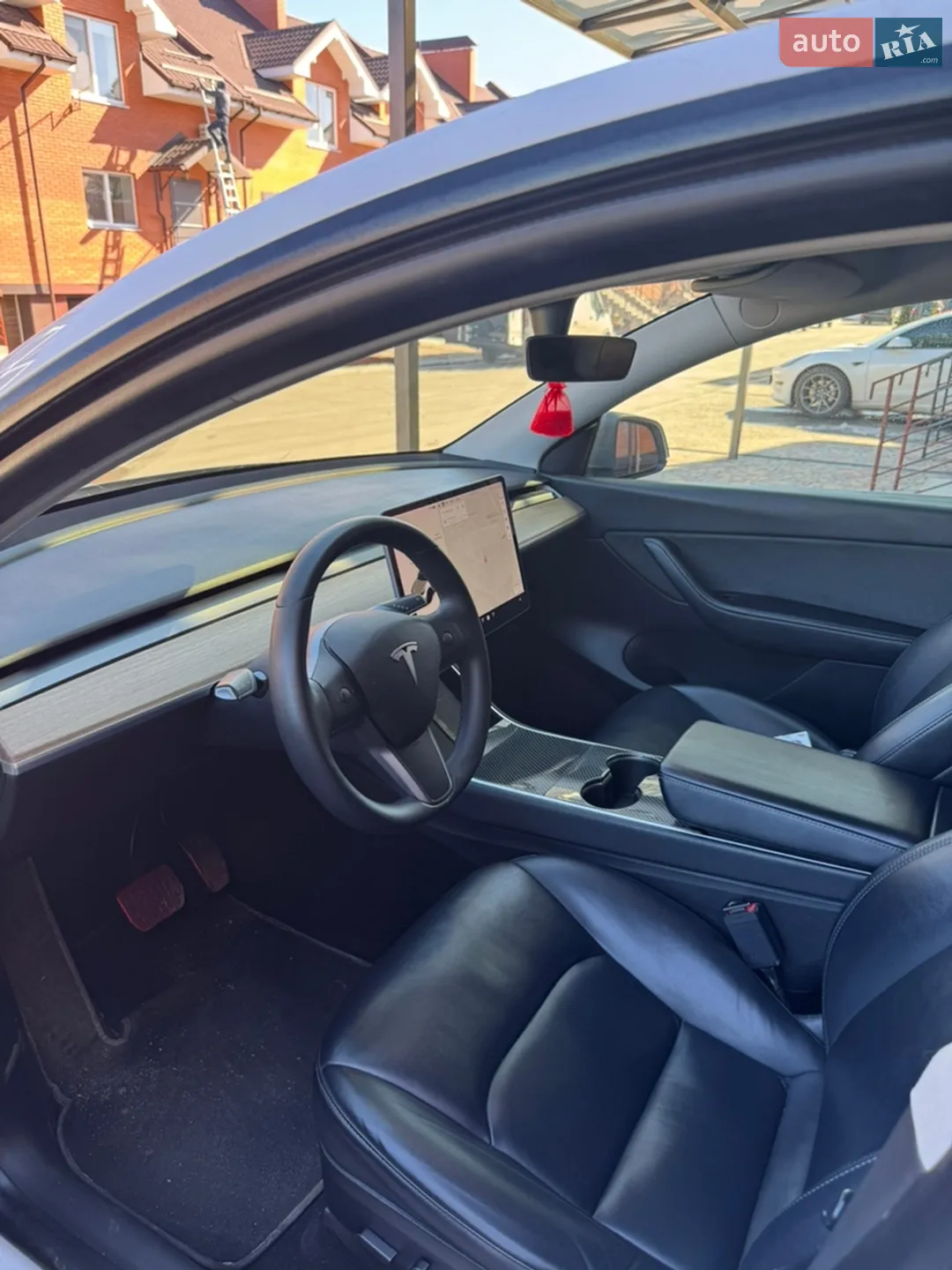 2021 Tesla Model Y - мініатюра 9