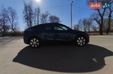 Позашляховик / Кросовер Tesla Model Y 2024 в Дніпрі