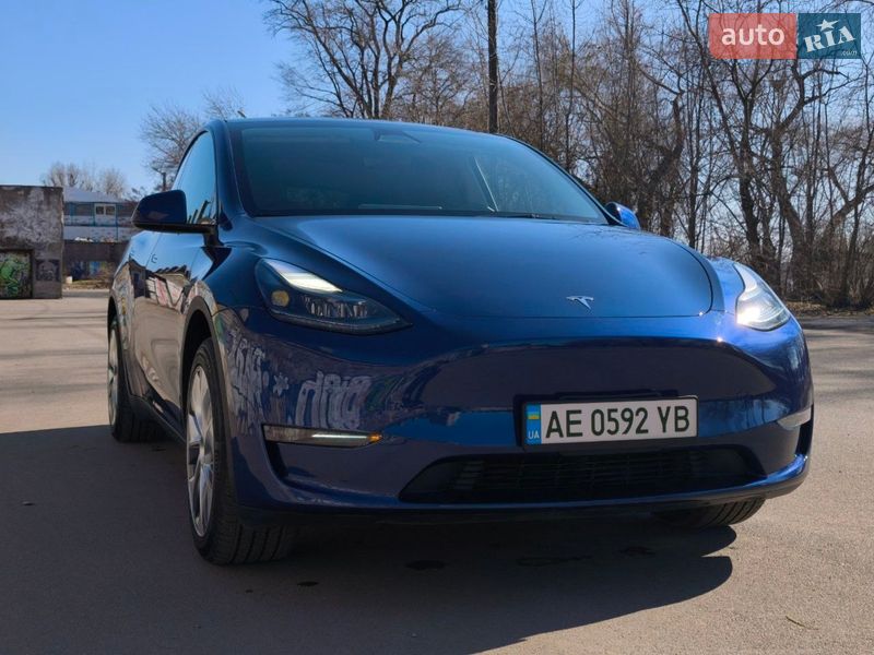 Позашляховик / Кросовер Tesla Model Y 2024 в Дніпрі