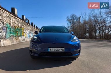 Позашляховик / Кросовер Tesla Model Y 2024 в Дніпрі