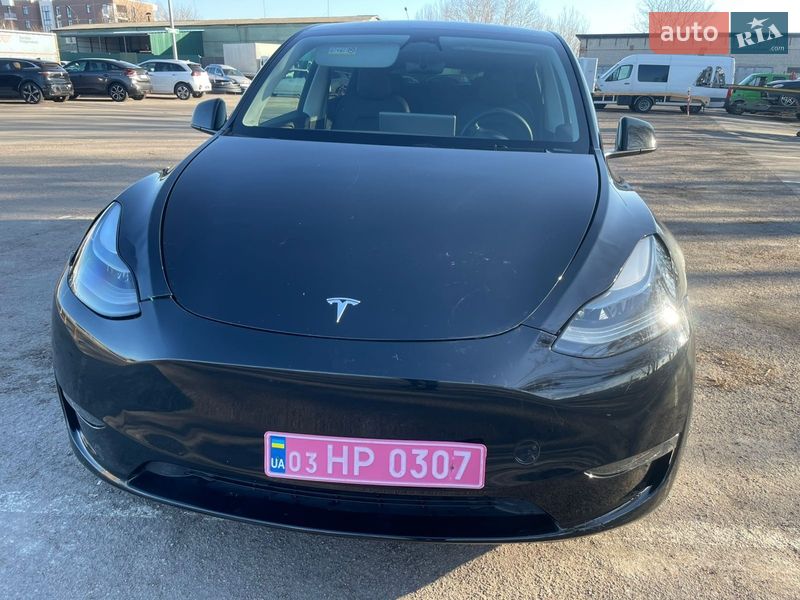 Позашляховик / Кросовер Tesla Model Y 2024 в Рівному