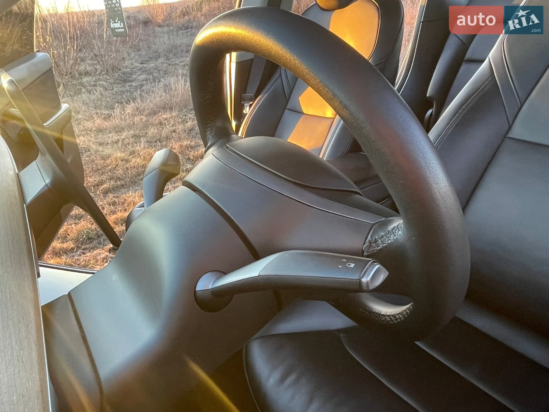2020 Tesla Model Y - мініатюра 24