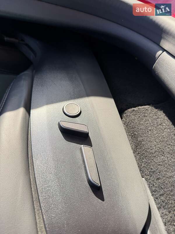 Внедорожник / Кроссовер Tesla Model Y 2020 в Кропивницком