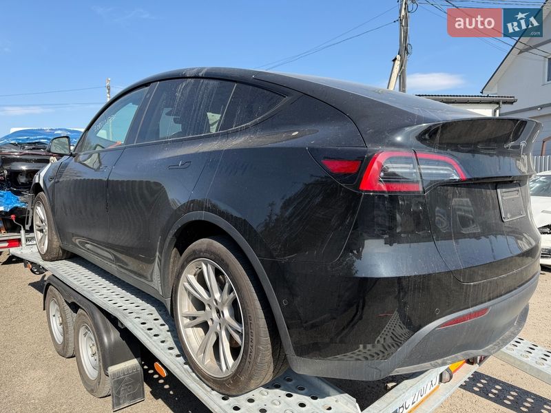 Внедорожник / Кроссовер Tesla Model Y 2022 в Дрогобыче