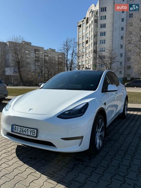 Tesla Model Y 2022