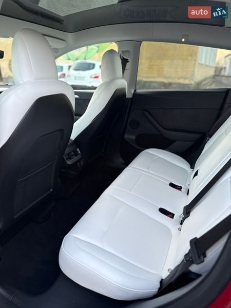 Внедорожник / Кроссовер Tesla Model Y 2022 в Луцке фото 40 Внедорожник / Кроссовер Tesla Model Y 2022 в Луцке